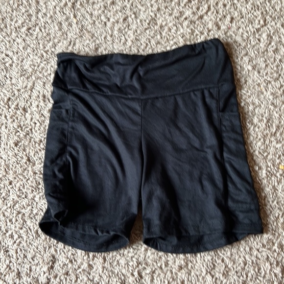 Black biker shorts - Picture 2 of 2